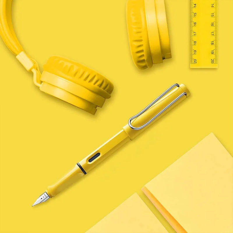 Lamy Safari 018 Fountain Pen Medium Yellow With Chrome Plated Clip